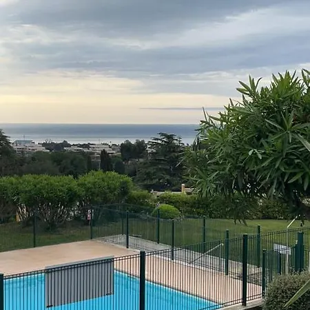 2 Pieces En Rez De Jardin Avec Parking Et Piscine Apartment Villeneuve-Loubet